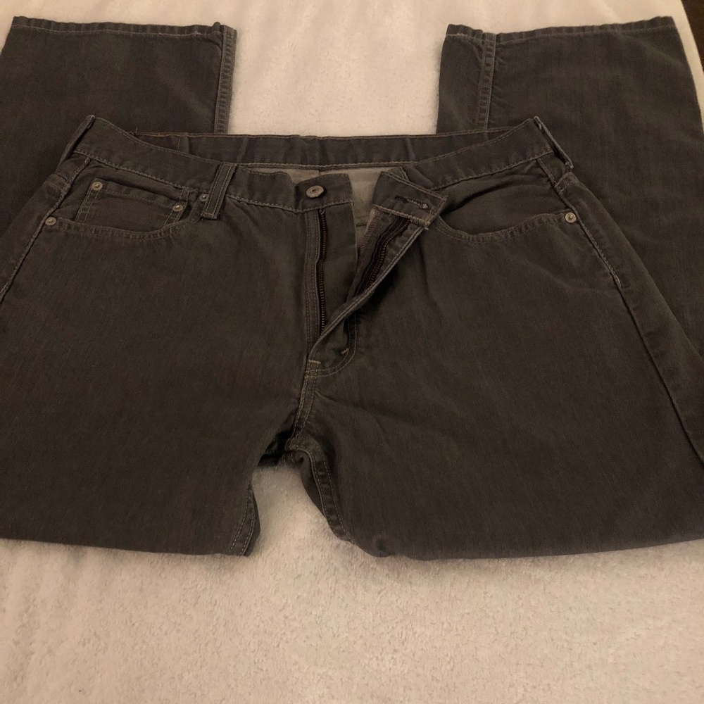 Levi’s 569 Men’s Pre Owned Denim Jeans Size, W36 L32 Color Grey